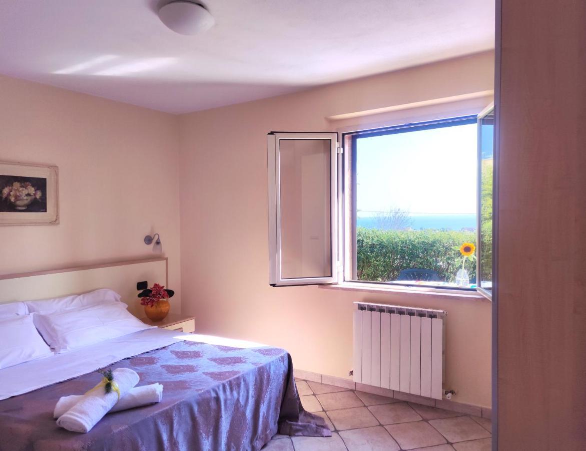 Residence Il Borgo Tortoreto Buitenkant foto